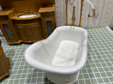 Load image into Gallery viewer, 3 Pc Cherry Bath Set