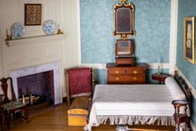 Load image into Gallery viewer, Peter Kendall - Peyton Randolph House Roombox - Williamsburg, VA, 1745