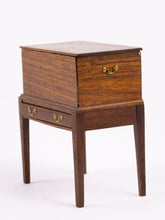 Load image into Gallery viewer, Handmade Gary Larsen Cellarette