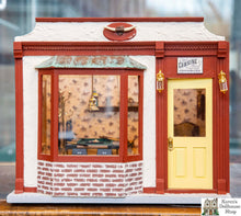 Load image into Gallery viewer, Dollhouse Miniatures ~ Billiards & Poker Decorated Roombox