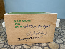 Load image into Gallery viewer, Dollhouse Miniatures ~ Vintage 1982 Gudgel 1:144 Scale Green Georgetown Row House