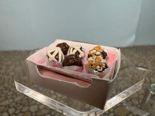 Load image into Gallery viewer, Dollhouse Miniature ~ Artisan Handmade Pastry Box