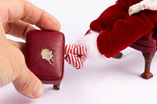 Load image into Gallery viewer, Dollhouse Miniature ~ Mr. & Mrs. Santa Claus Pair - Fern Vasi