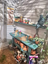 Load image into Gallery viewer, One Room Roombox with Front Porch and Gardening/Potting Area