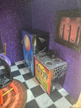 Load image into Gallery viewer, Purple Halloween House w/ Furniture *Pre-Owned*