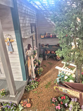 Load image into Gallery viewer, One Room Roombox with Front Porch and Gardening/Potting Area