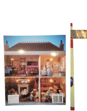 Load image into Gallery viewer, Dollhouse Books &amp; Magazine 3pc Lot - Decorative Dolls&#39; Houses, Het Kleine 100, and Dolls House Projects 2003, Pre-Owned, Great Condition
