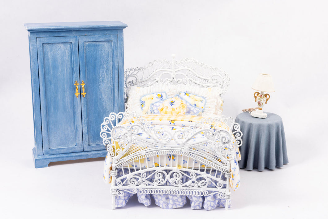 3 Piece Blue & Yellow Bedroom Set