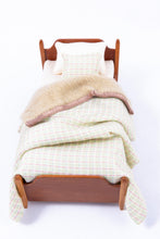 Load image into Gallery viewer, 5 Piece Twin Bed Set with Green Linens
