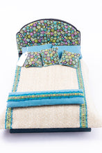Load image into Gallery viewer, Blue &amp; Green Floral Double Bed with Throw Pillows
