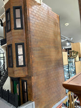 Load image into Gallery viewer, Dollhouse - New York Brownstone
