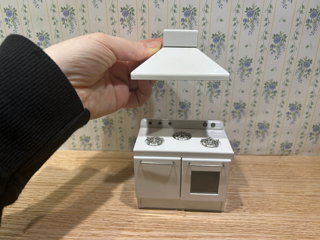 TYA Kitchen Made in Japan White Stove and Range Hood