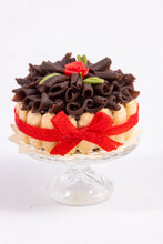 Load image into Gallery viewer, Anne Caesar IGMA Artisan Lady Finger Cake with Chocolate on Glass Pedestal
