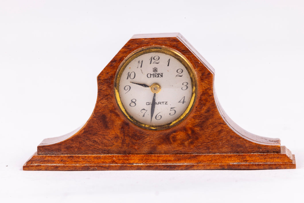 Ernie Levy Mantle Clock (Oak Hill Parlor)