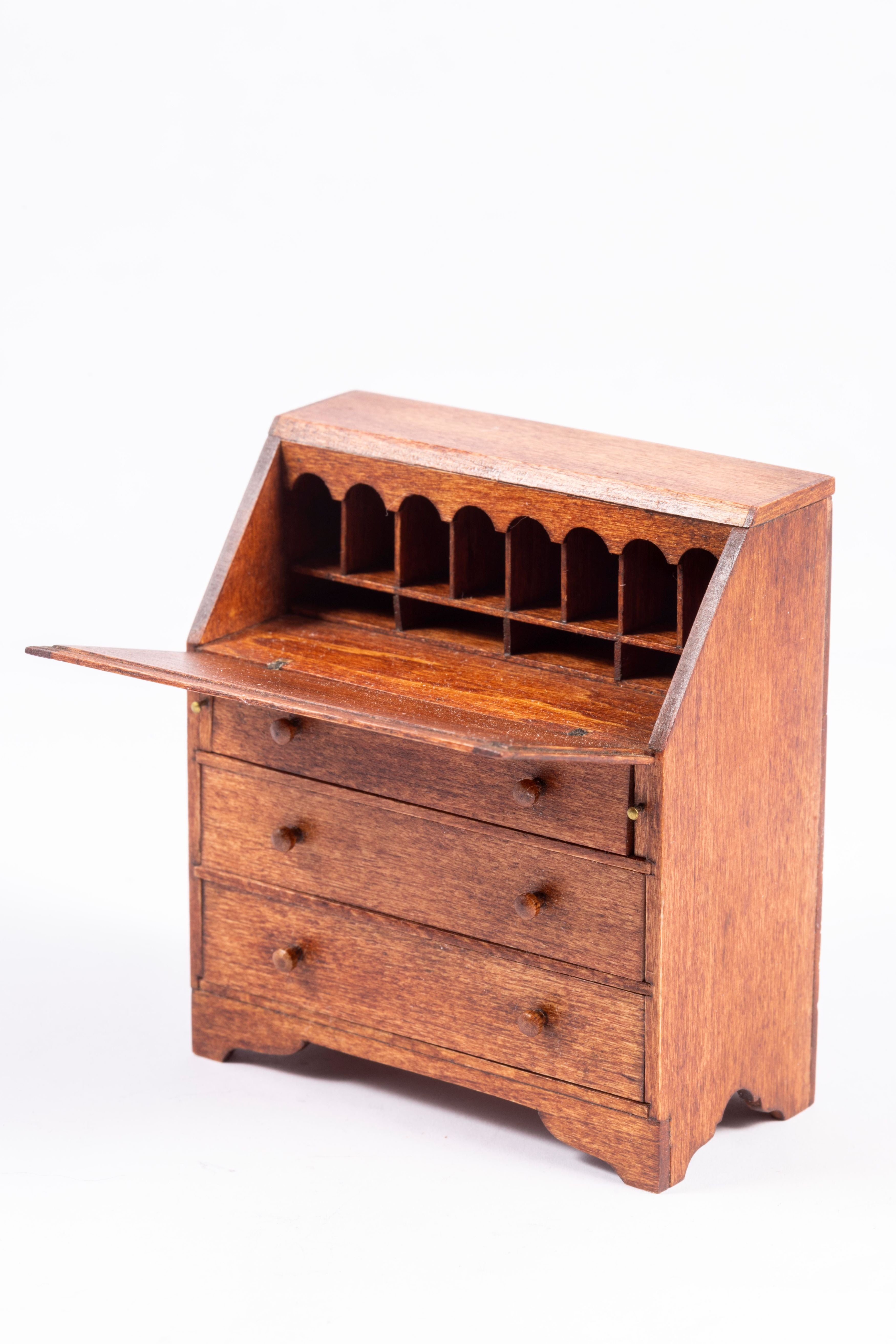 Desk by Pierre Wallack (Dutch Colonial Parlor) – Karen's Dollhouse Shop
