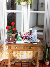 Load image into Gallery viewer, Decorated Roombox with Christmas Items &amp; Furniture
