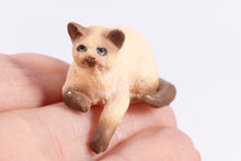 Load image into Gallery viewer, Dollhouse Miniature ~  2 Siamese Cats
