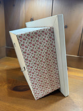 Load image into Gallery viewer, Dollhouse Miniature ~ Flower Shop Picture Frame Room Box Display with Plexiglass Front
