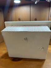 Load image into Gallery viewer, Dollhouse Miniature ~ Flower Shop Picture Frame Room Box Display with Plexiglass Front
