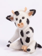 Load image into Gallery viewer, Dollhouse Miniature ~ Lori Hall Cow - From Ursula Sauerberg Estate
