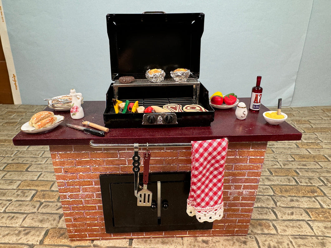 Dollhouse Miniature ~ Decorated Outdoor BBQ Grill Reutter Porcelain Germany
