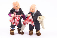 Load image into Gallery viewer, Dollhouse Miniature ~ Snow White &amp; The Seven Dwarfs - Ursula Sauerberg Estate
