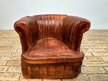 Load image into Gallery viewer, Dollhouse Miniature ~ Artisan Nantasy Fantasy Handmade Leather Chair
