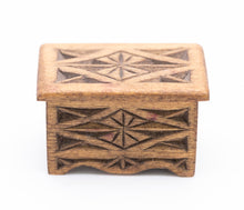 Load image into Gallery viewer, Dollhouse Miniature ~ Hand Made Carved Wooden Box

