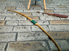Load image into Gallery viewer, Dollhouse Miniature ~ Artisan Handmade Bow &amp; Arrow Set With Target
