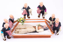 Load image into Gallery viewer, Dollhouse Miniature ~ Snow White &amp; The Seven Dwarfs - Ursula Sauerberg Estate
