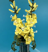 Load image into Gallery viewer, Dollhouse Miniature ~ Artisan Handmade Forsythia Flowers In Vince Stapleton Vase
