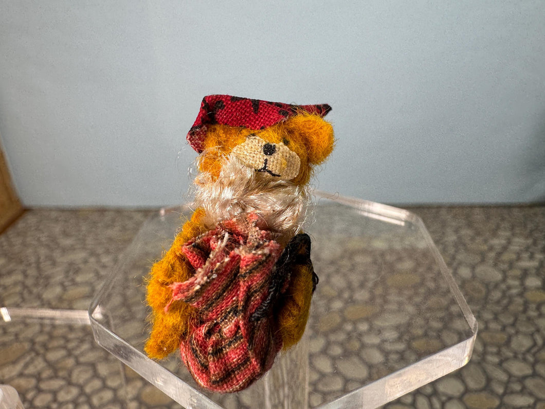 Dollhouse Miniature ~ Vintage Artisan Carol Spence Handmade Halloween Trick Or Treat Bear