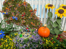 Load image into Gallery viewer, Dollhouse Miniature ~ Artisan Judy Travis Handmade Decorated Halloween / Fall Flowers &amp; Pumpkin Fence
