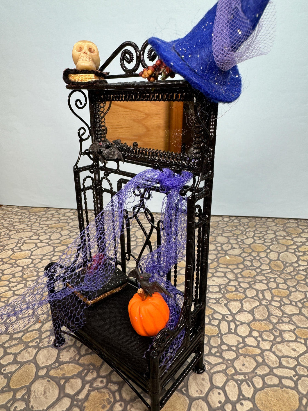 Dollhouse Miniature ~ Artisan Handmade Halloween Decorated Entry Way Bench With Mirror