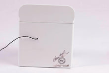 Load image into Gallery viewer, Dollhouse Miniature ~ K&amp;J Metalworks / Karen Fuller 1950’s Metal Stove
