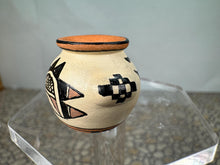 Load image into Gallery viewer, Artisan Gloria Bogulas Southwestern Handmade Hand Painted Pottery
