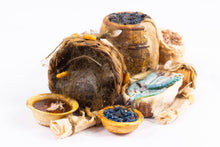 Load image into Gallery viewer, Dollhouse Miniature ~ Janet Uyetake Seafood Display with Baskets
