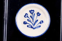 Load image into Gallery viewer, Dollhouse Miniature ~ Eileen Vernon Large Pottery Plate with Flower Design
