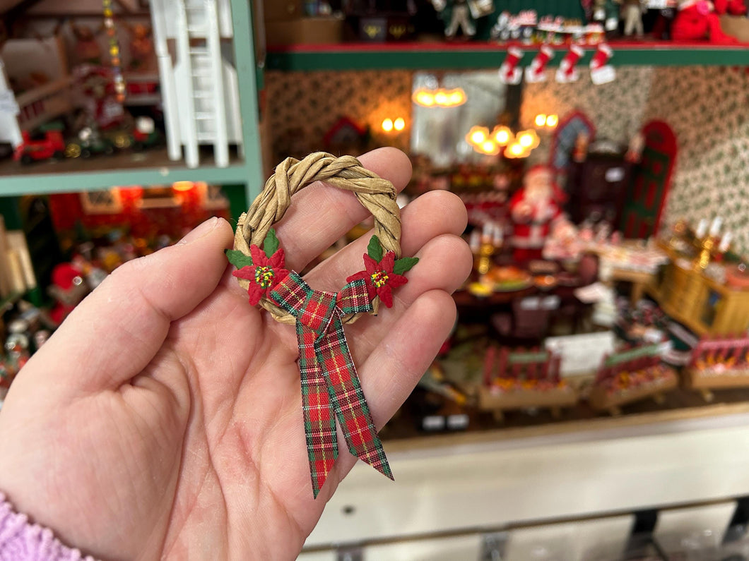 Dollhouse Miniature  ~ Wooden Christmas Wreath with Poinsettias & Plaid Tartan Bow Santa Claus Holiday North Pole December Festive