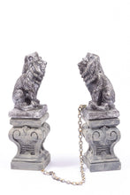 Load image into Gallery viewer, Pair of Lion Statues on Pedestals with Chain - Silver
