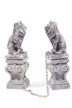 Load image into Gallery viewer, Pair of Lion Statues on Pedestals with Chain - Silver
