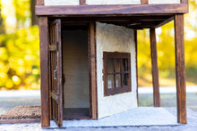 Load image into Gallery viewer, Tudor Shop - Small House with 2 Stories
