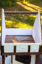 Load image into Gallery viewer, Tudor Shop - Small House with 2 Stories
