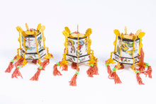 Load image into Gallery viewer, 3 Asian Lanterns with Tassles
