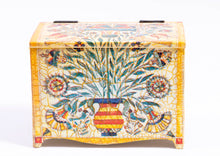 Load image into Gallery viewer, Colorful Square Trunk
