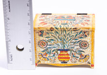 Load image into Gallery viewer, Colorful Square Trunk
