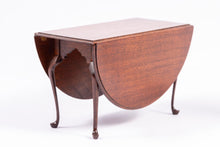 Load image into Gallery viewer, Drop Leaf Table by IGMA Artist Ed Norton (Peyton Randolph House)
