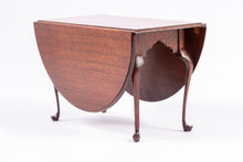 Load image into Gallery viewer, Drop Leaf Table by IGMA Artist Ed Norton (Peyton Randolph House)
