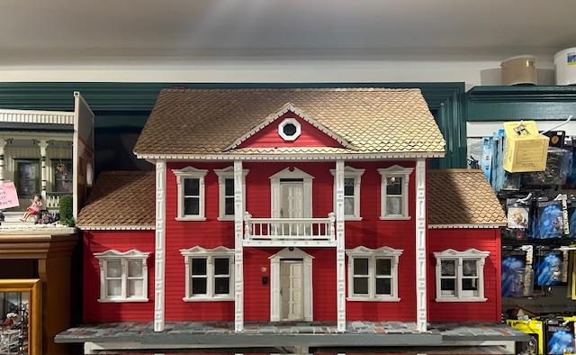 Dollhouse Miniature ~ Red Colonial Dollhouse