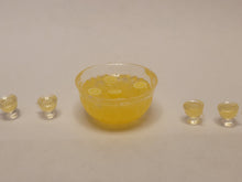 Load image into Gallery viewer, Lemon Punch in Glass Bowl with 8 Glasses
